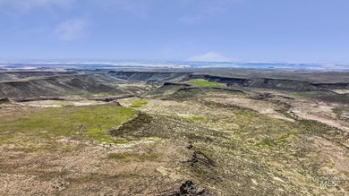 Rare opportunity to own 680+/- acres of highly sought-after land - photo 12