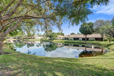 (private lake, pond, coastal) Condo For Sale in Coconut Creek Florida