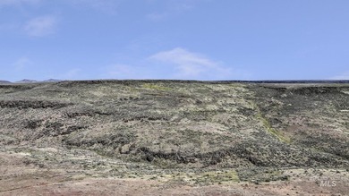 Rare opportunity to own 680+/- acres of highly sought-after land - photo 35