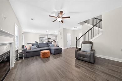 Savor the serenity of nature in your lakefront property in your - photo 15