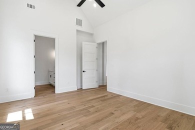 STUNNING Lake Sinclair New Construction in a super convenient - photo 29