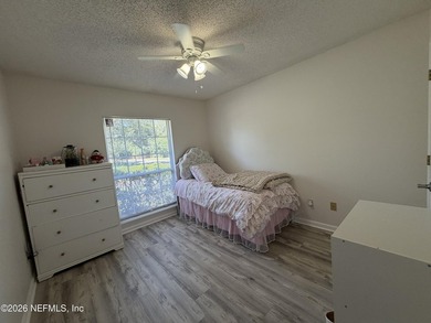 Welcome home to this beautifully maintained 4-bedroom, 2-bath - photo 32