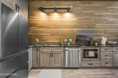 A rare opportunity to own a fully operational private - photo 6