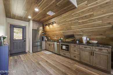 A rare opportunity to own a fully operational private - photo 7