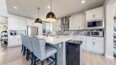 Luxurious 5,000+ square foot semi-custom home in the - photo 11
