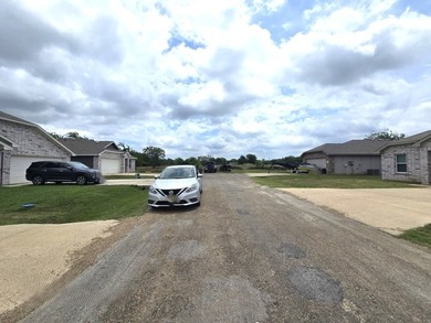 Welcome home to this charming 3-bedroom, 2 bath brick home - photo 21