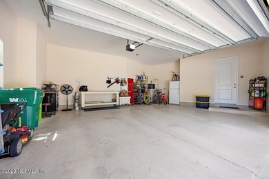 One of the best views in North Hampton. Custom-built concrete - photo 5