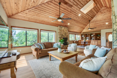 Multi level lake house on 3+ acres with Lake  views - photo 4