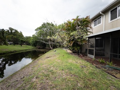 ACT FAST - waterfront, gated, investor-friendly! 2-story - photo 7