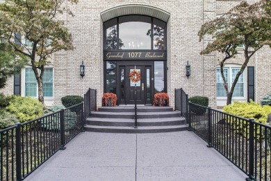 Lake Condo For Sale in Elkhart, Indiana