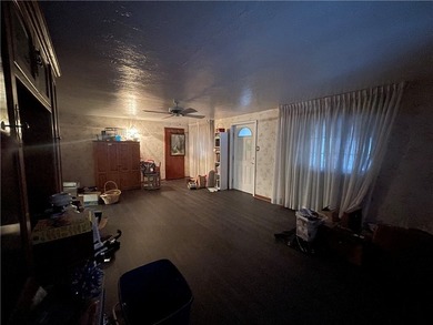 If you're needing a handicap accessible home, wanting to - photo 8