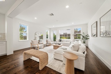 1502 Flagship Drive sits on a generous corner lot in Mare - photo 9