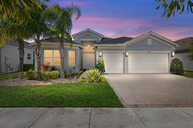 (private lake, pond, creek) Home For Sale in Port Saint Lucie Florida