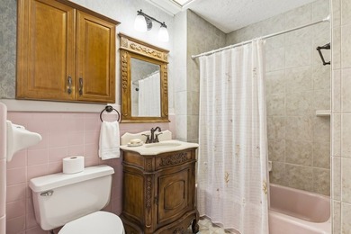 Classic 1935 Kerrville property full of character, flexibility - photo 17