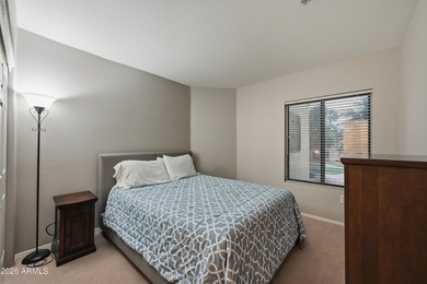 Welcome to this beautifully updated and very well maintained - photo 21