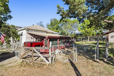 Classic 1935 Kerrville property full of character, flexibility - photo 26