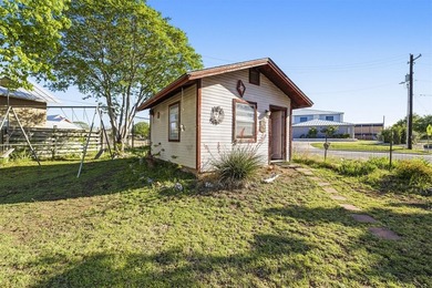 Classic 1935 Kerrville property full of character, flexibility - photo 29