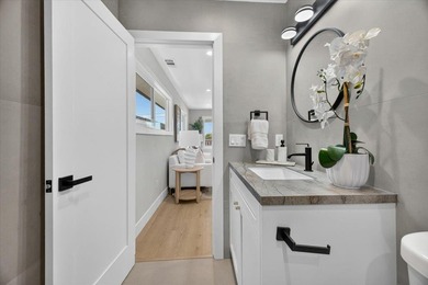 Experience the charm of a classic Craftsman with the confidence - photo 33
