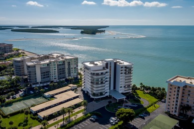 Marco Island Lake Area Condo For Sale in Marco Island Florida