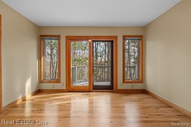 Livingston County's most magnificent property adorned by a solid - photo 50