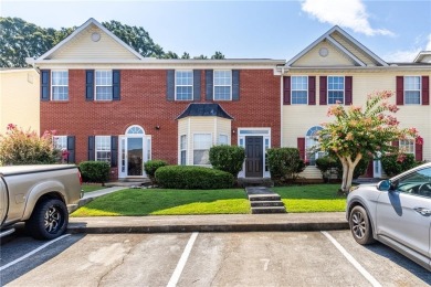 Lake Townhome/Townhouse Sale Pending in Oakwood, Georgia