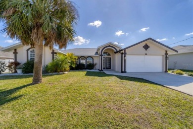 Rotonda West Lakes and Canals Home For Sale in Rotonda West Florida