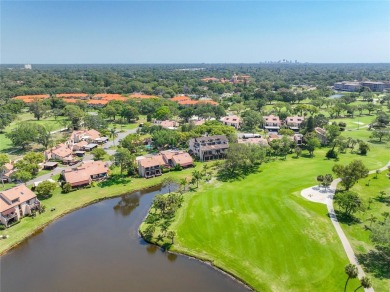 Lake Townhome/Townhouse For Sale in St. Petersburg, Florida