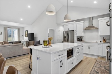 Looking to downsize, this home is perfect! Beautiful home in the - photo 19