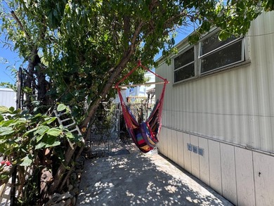 A spacious 2-bedroom, 2-bath mobile home located in the - photo 22