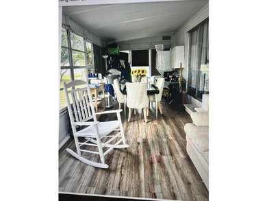 THIS IS A BEAUTIFUL SINGLE SIZE 2/2 MOBILE HOMES LOCATED IN A - photo 6