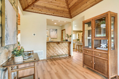 Multi level lake house on 3+ acres with Lake  views - photo 13