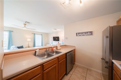 Welcome to this charming 1 bedroom, 1 bath condominium located - photo 11