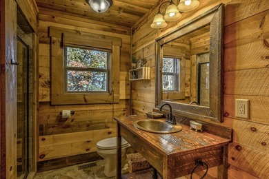 Introducing a remarkable mountain cabin that perfectly captures - photo 21