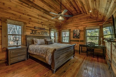 Introducing a remarkable mountain cabin that perfectly captures - photo 25