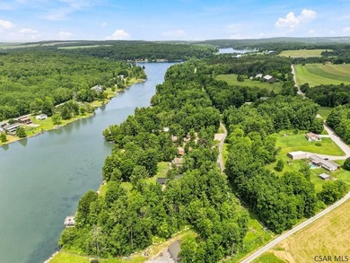 Welcome to your fully renovated Lake Stonycreek retreat! This - photo 2