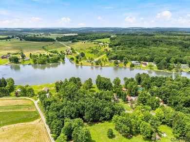 Welcome to your fully renovated Lake Stonycreek retreat! This - photo 3
