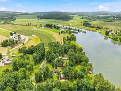 Welcome to your fully renovated Lake Stonycreek retreat! This - photo 4