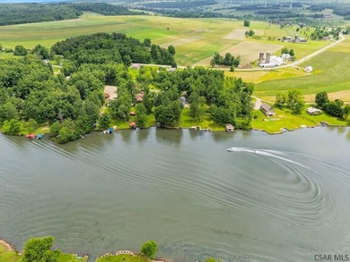 Welcome to your fully renovated Lake Stonycreek retreat! This - photo 5