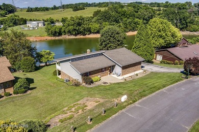 Discover lakeside living at its finest. This Steel frame - photo 4