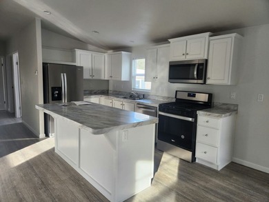 Lake Gregory Home For Sale in Crestline California