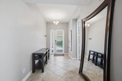 Beautiful 3 Bedroom, 2 Bath condo located in the desirable - photo 8
