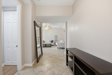 Beautiful 3 Bedroom, 2 Bath condo located in the desirable - photo 9