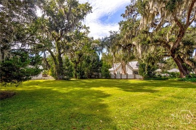 An extraordinary opportunity to own a rare double lot just two - photo 4