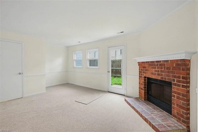 Best buy in Yorktown VA USA! Move-in ready! 2 story, 2 bedrooms - photo 8