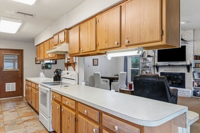Are you looking for a sweet cottage in a beautiful area? This - photo 11