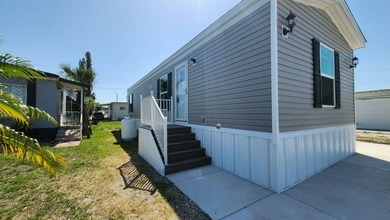 Lake Smart Home For Sale in Winter Haven Florida