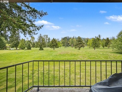 Experience resort style living in this upper-level 2 bedroom, 2 - photo 12