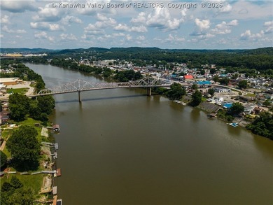 Historic riverfront home offering 1,967 sq ft on a .30-acre flat - photo 15