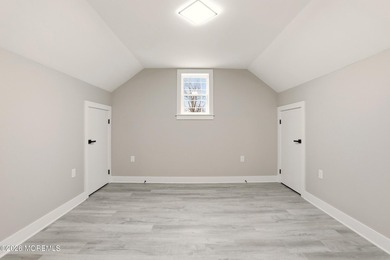 NEW CONSTRUCTION! Check out this newly built home in the highly - photo 33