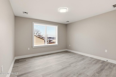 NEW CONSTRUCTION! Check out this newly built home in the highly - photo 37
